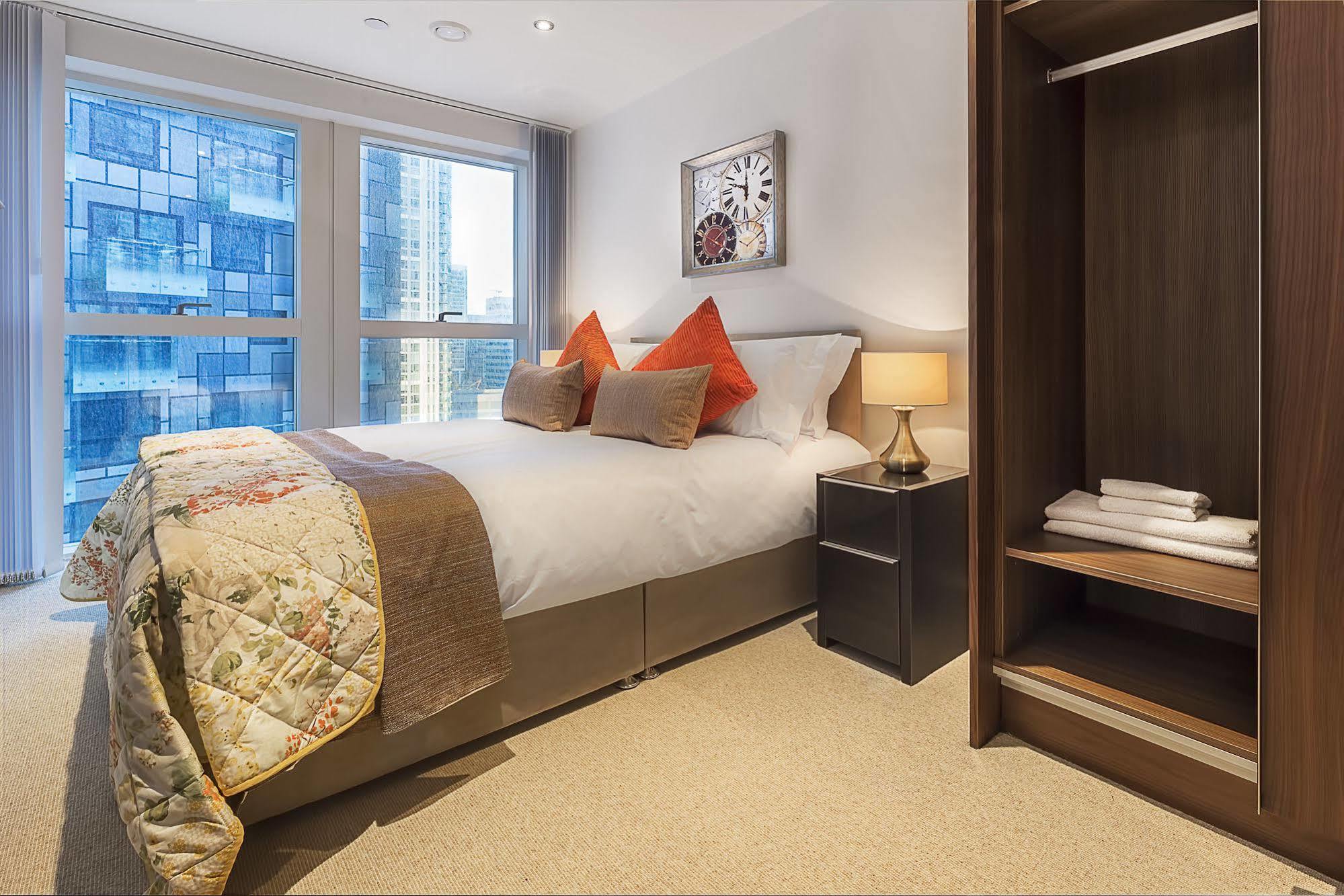 Lincoln Plaza Daire Londra Dış mekan fotoğraf