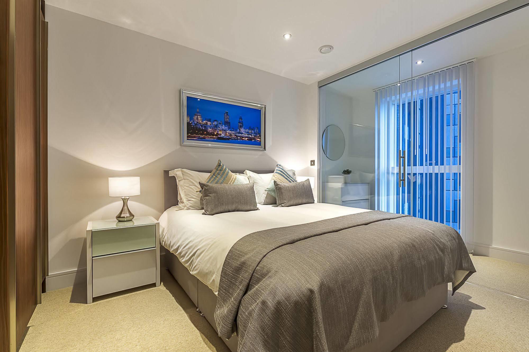 Lincoln Plaza Daire Londra Dış mekan fotoğraf